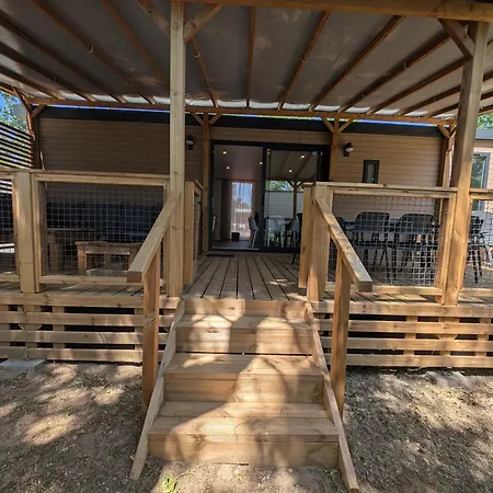 Kemping Mobil-Home, Terrasses, Pour 6 A 8P Domaine La Yole 5 Etoiles *